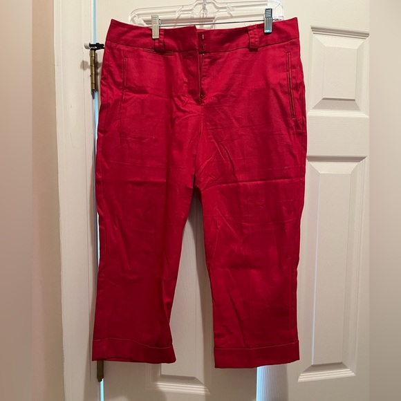 Red wide leg crop pants, New Directions, size 10 - Picture 1 of 2